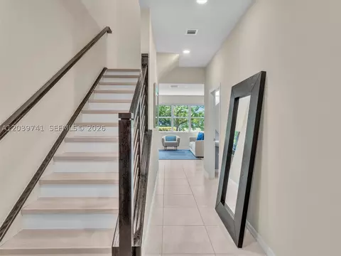 Entry Way - 1183 Eucalyptus Dr, Hollywood, FL 33021 photo 2 of 3