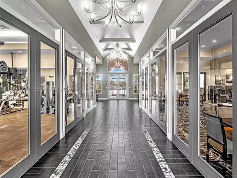 Entry Way - 1183 Eucalyptus Dr, Hollywood, FL 33021 photo 3 of 3