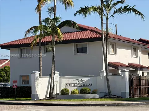 541 NW 82nd Ct #375, Miami, FL 33126