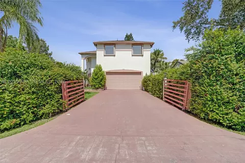 2151 NW 121st Ave, Plantation, FL 33323