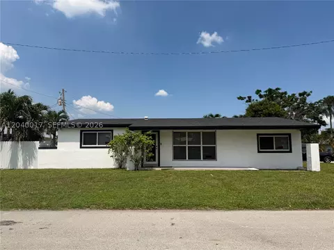 1800 Jamaica Dr, Miramar, FL 33023