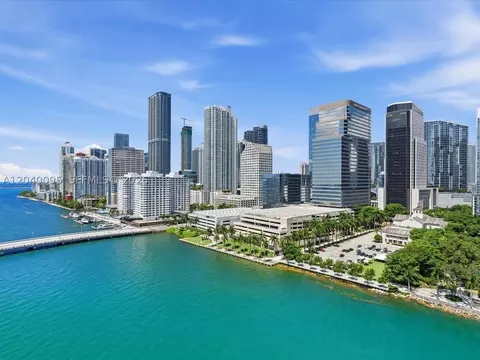 701 Brickell Key Blvd #1903, Miami, FL 33131