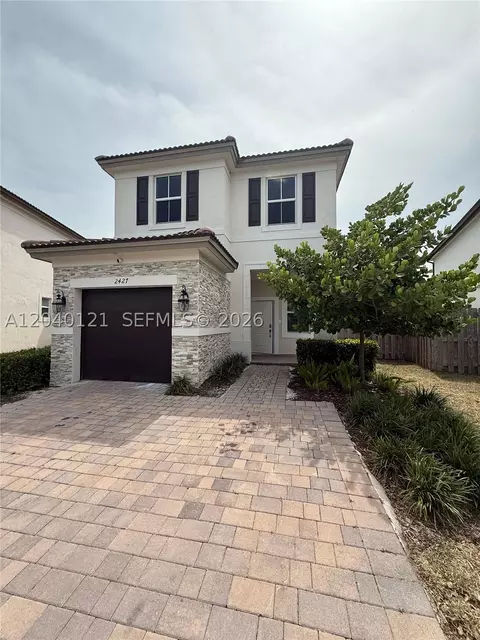 2427 NW 131st Cir, Miami, FL 33167