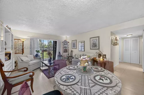 8415 SW 107th Ave #240W, Miami, FL 33173