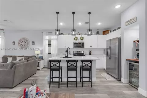 Kitchen - 3416 W 109th Pl, Hialeah, FL 33018 photo 1 of 2