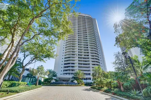 3000 Island Blvd #1902, Aventura, FL 33160