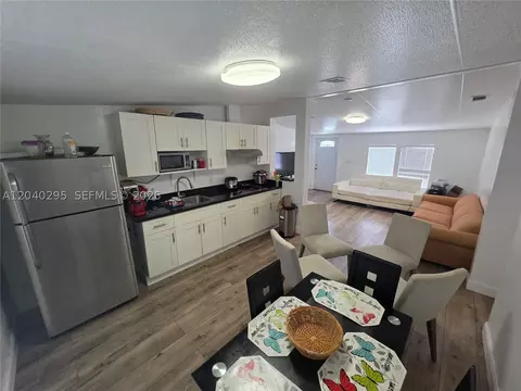 1529 SW 131 Ave, Miami, FL 33184