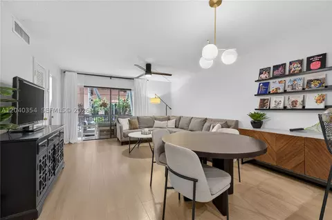 630 Tennis Club Dr #107, Fort Lauderdale, FL 33311