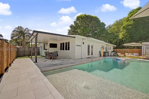 1651 SW 27th Ave, Fort Lauderdale, FL 33312