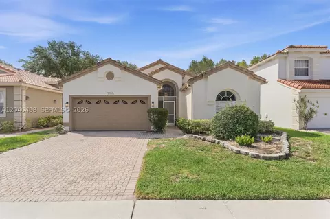 6786 Camille St, Boynton Beach, FL 33437
