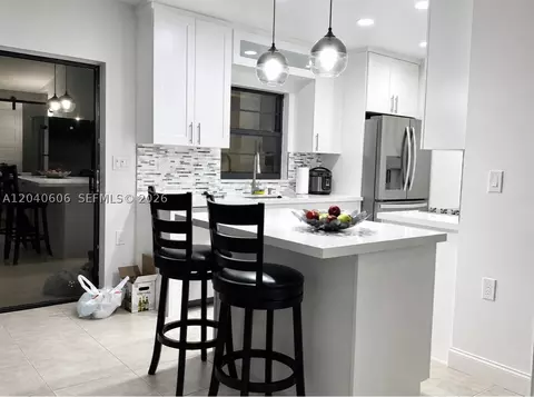 13801 SW 52nd St, Miami, FL 33175