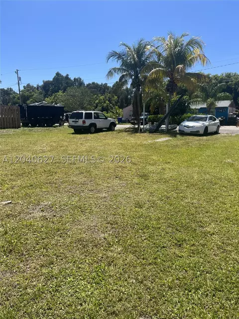 5754 SE Green Ln, Stuart, FL 34997 photo 3