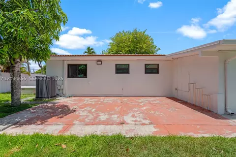 Exterior - 7701 W 16th Ct, Hialeah, FL 33014 photo 6 of 15