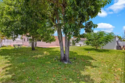 Exterior - 7701 W 16th Ct, Hialeah, FL 33014 photo 2 of 15