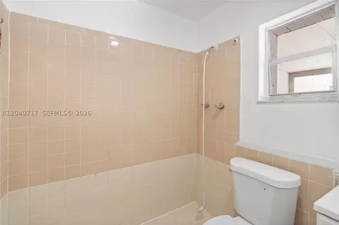 491 W 35th Pl, Hialeah, FL 33012 photo 23