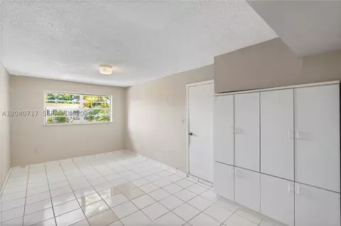 491 W 35th Pl, Hialeah, FL 33012 photo 20