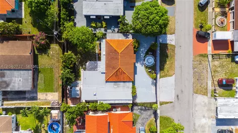 491 W 35th Pl, Hialeah, FL 33012 photo 48