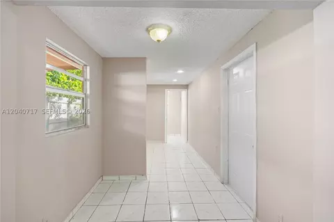 491 W 35th Pl, Hialeah, FL 33012 photo 30