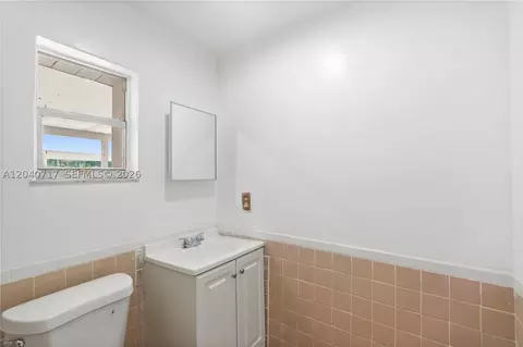 491 W 35th Pl, Hialeah, FL 33012 photo 24