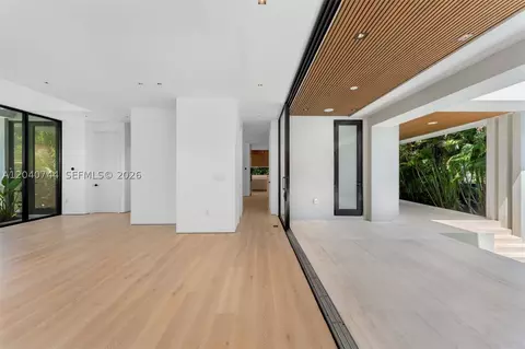 Living - 165 Hampton Ln, Key Biscayne, FL 33149 photo 8 of 12