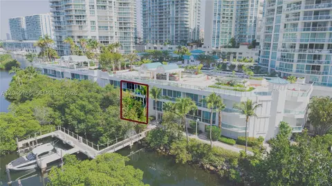 16400 Collins Ave #TH-4, Sunny Isles Beach, FL 33160