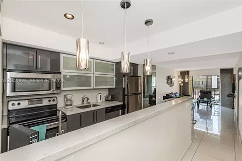 201 178th Dr #215, Sunny Isles Beach, FL 33160