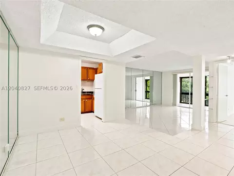 3740 Inverrary Dr #3N, Lauderhill, FL 33319