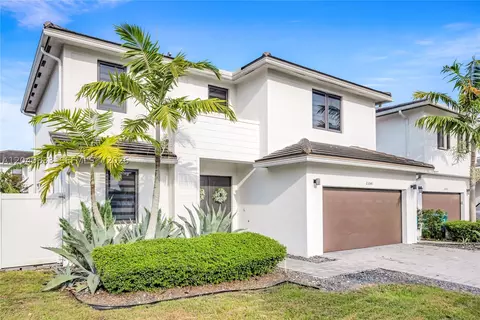 23541 SW 107th Pl, Homestead, FL 33032