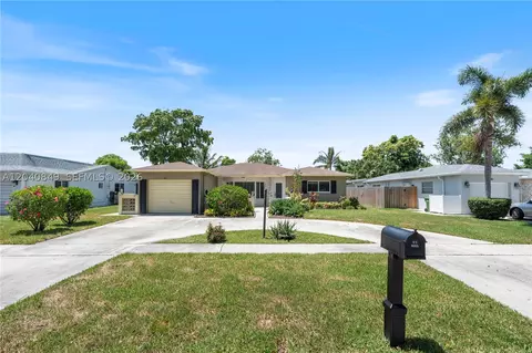 5160 SW 8th St, Margate, FL 33068