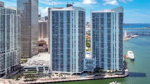 325 S Biscayne Blvd #3921, Miami, FL 33131