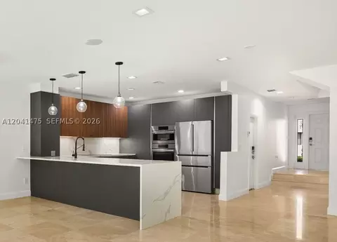 21387 Marina Cove Cir #12-F, Aventura, FL 33180