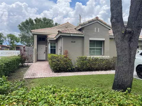 11491 SW 72nd Ter, Miami, FL 33173