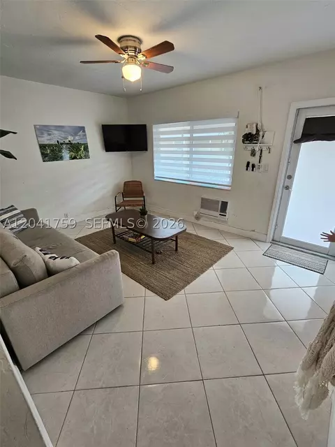 7400 Harding Ave #22, Miami Beach, FL 33141