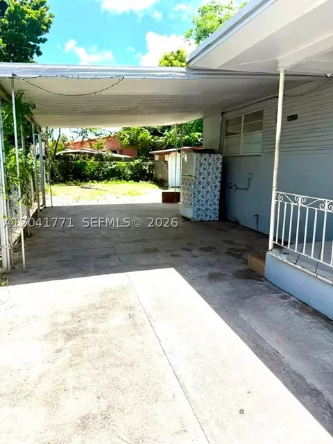 42 E 13th St, Hialeah, FL 33010 photo 4