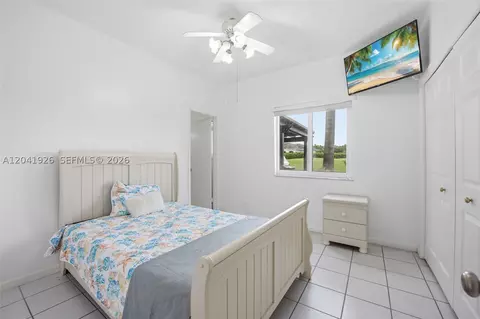 Bedroom - 16170 Saddle Ln, Weston, FL 33326 photo 6 of 8