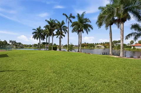 Exterior - 16170 Saddle Ln, Weston, FL 33326 photo 3 of 6