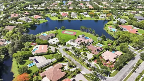 View/Area - 16170 Saddle Ln, Weston, FL 33326 photo 3 of 6