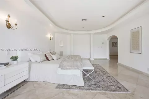 Bedroom - 16170 Saddle Ln, Weston, FL 33326 photo 2 of 8