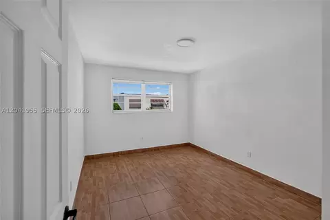 7055 W 3rd Ct, Hialeah, FL 33014 photo 21