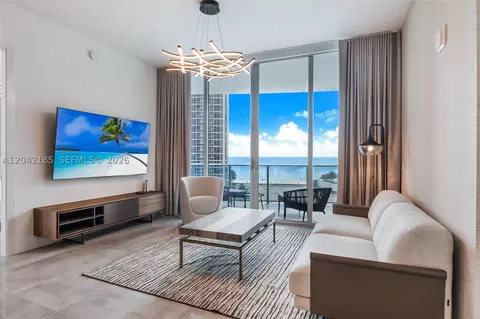 17550 Collins Ave #702, Sunny Isles Beach, FL 33160