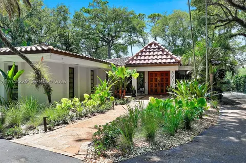 5801 SW 37th Ter, Fort Lauderdale, FL 33312