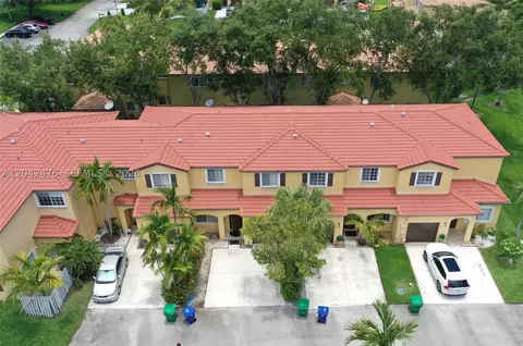 2123 SW 101st Ln, Miramar, FL 33025