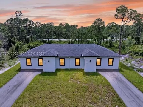 928-930 Hepburn Ave, Lehigh Acres, FL 33974