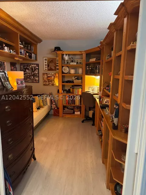5200 N Ocean Blvd #1012B, Lauderdale By The Sea, FL 33308