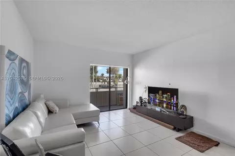 Living - 17530 NW 68th Ave #C2003, Hialeah, FL 33015 photo 3 of 3