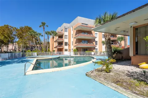 Exterior - 17530 NW 68th Ave #C2003, Hialeah, FL 33015 photo 2 of 5