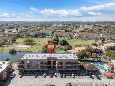 View/Area - 17530 NW 68th Ave #C2003, Hialeah, FL 33015 photo 7 of 8