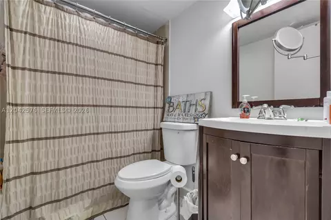 Bath - 17530 NW 68th Ave #C2003, Hialeah, FL 33015 photo 1 of 2