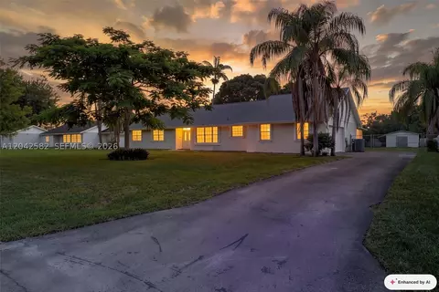 1728 NW 20th St, Homestead, FL 33030