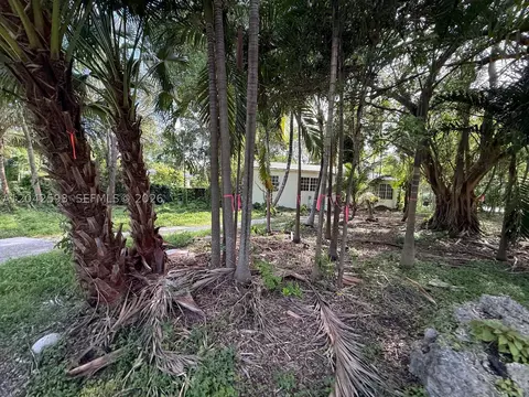 6600 SW 64th Ct, South Miami, FL 33143